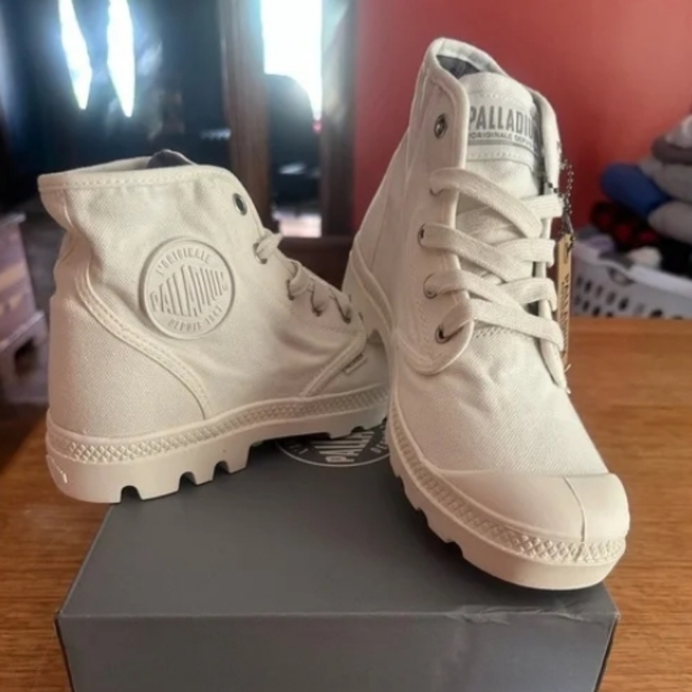 Women Shoes Lace Up Boots